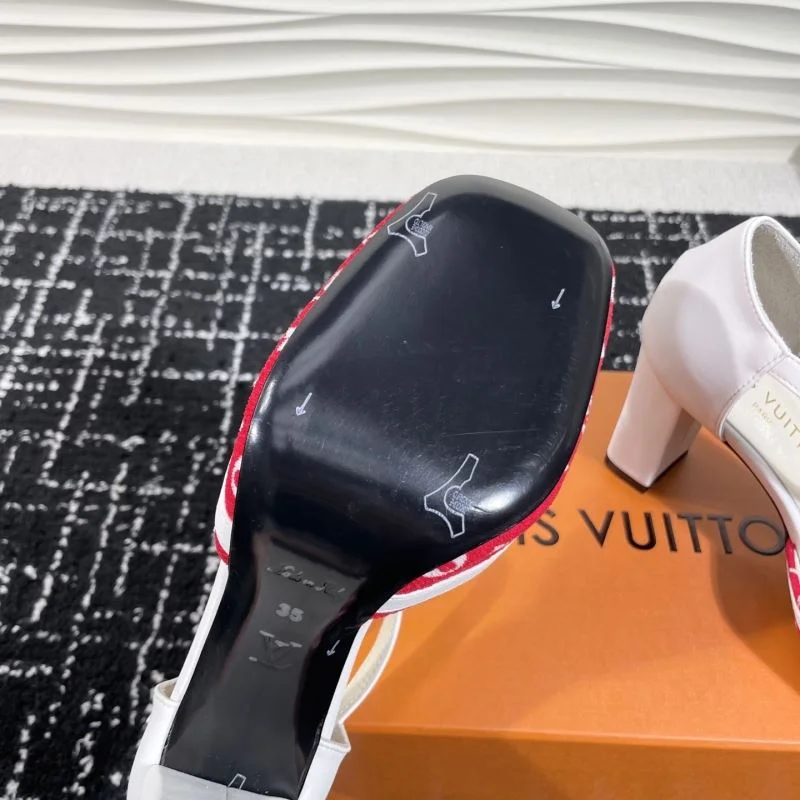 Unisex Louis Vuitton Sandals 31921