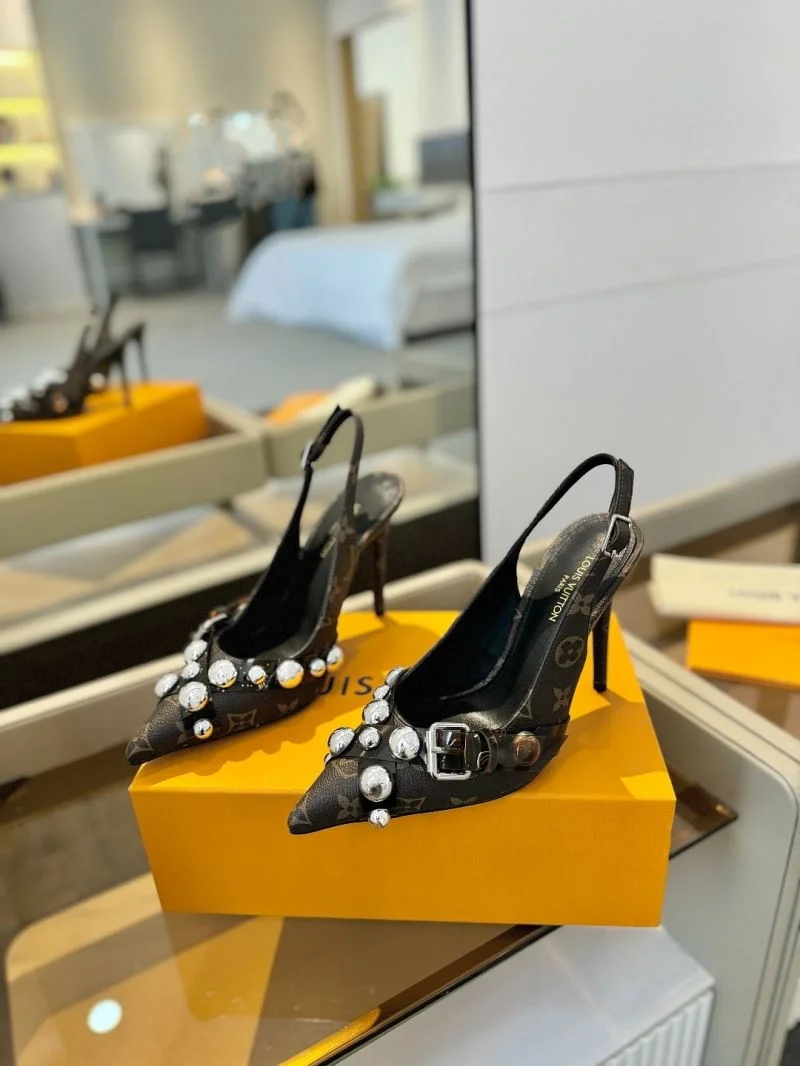 Louis Vuitton Sandals Trendsetting 31920