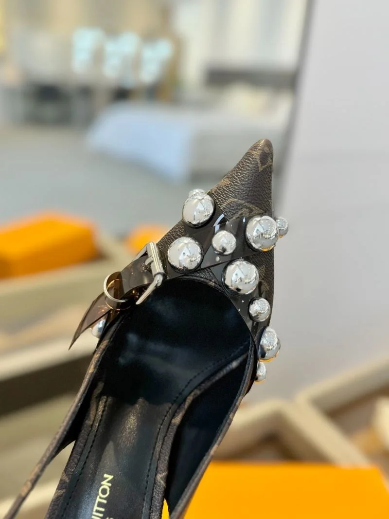Louis Vuitton Sandals Trendsetting 31920