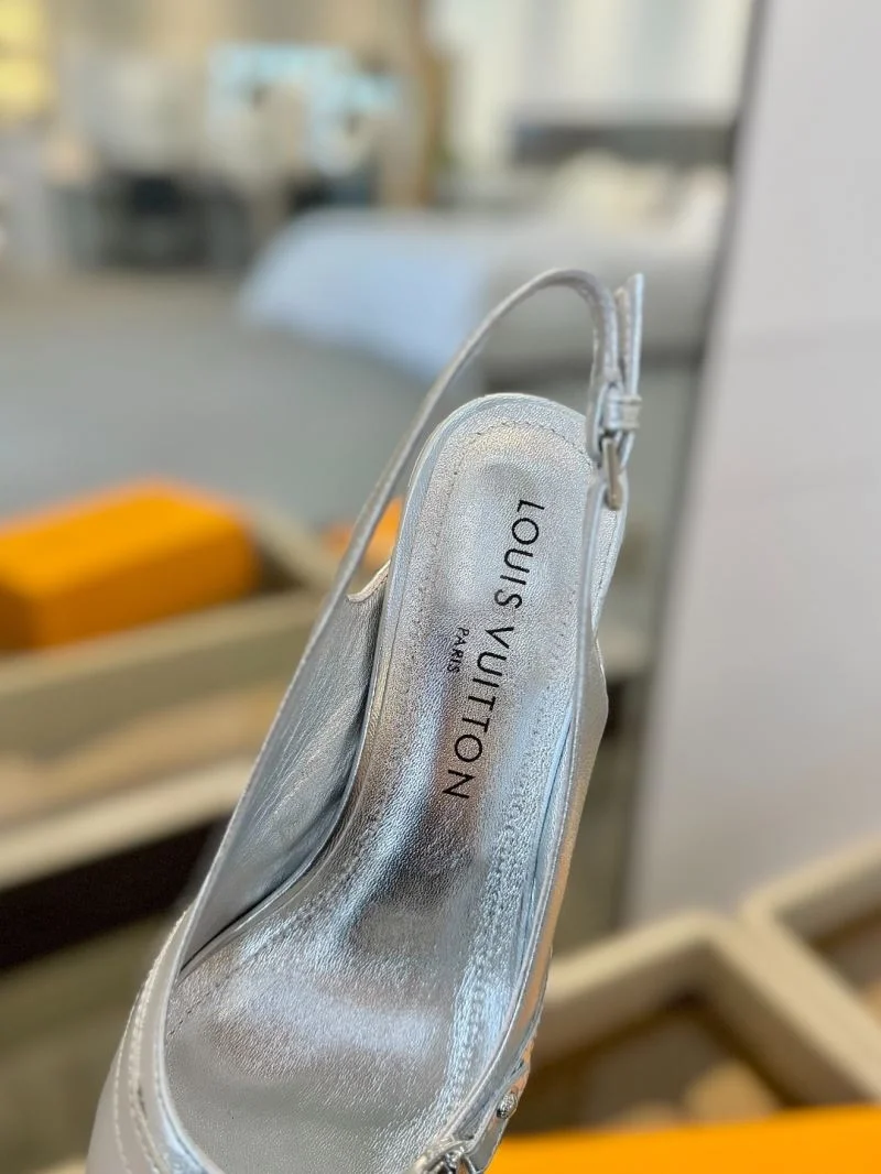 Louis Vuitton Sandals Classic 31889