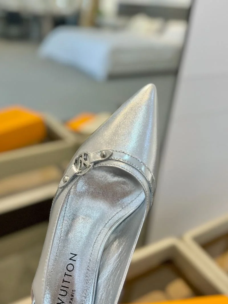 Louis Vuitton Sandals Classic 31889