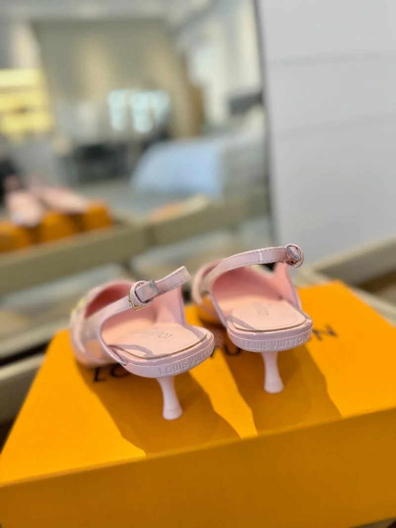 Resilient Louis Vuitton Sandals 31895