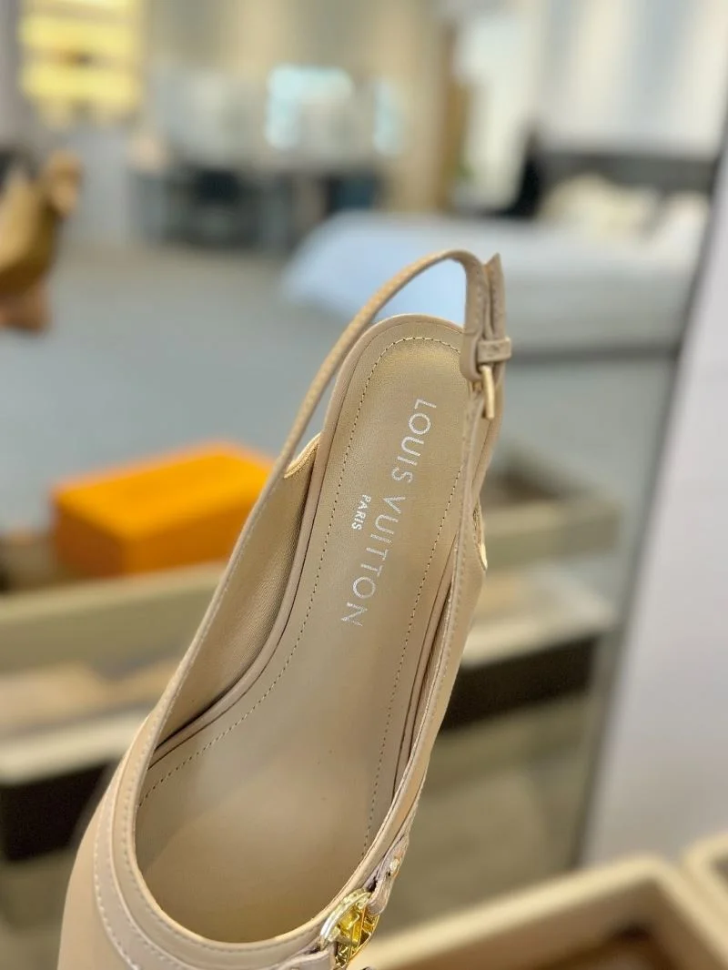 WaterResistant Louis Vuitton Sandals 31894
