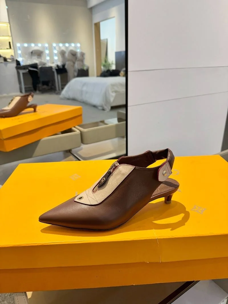 Louis Vuitton Sandals Versatile 31893