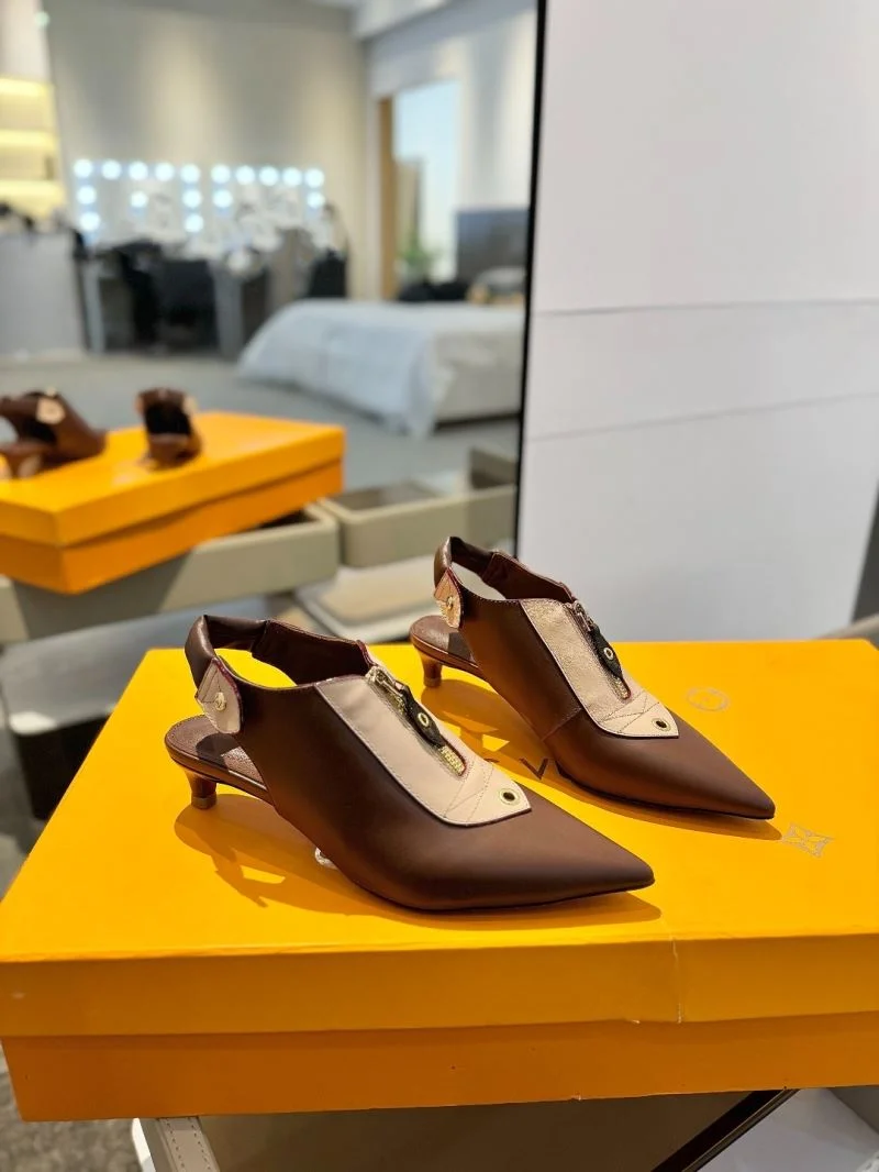 Louis Vuitton Sandals Versatile 31893
