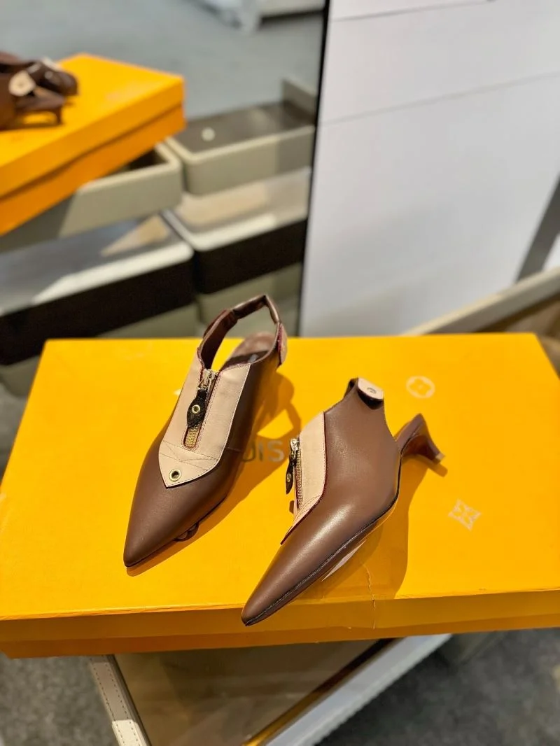 Louis Vuitton Sandals Versatile 31893