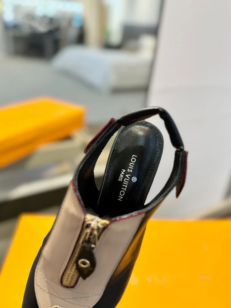 WeatherProof Louis Vuitton Sandals 31891
