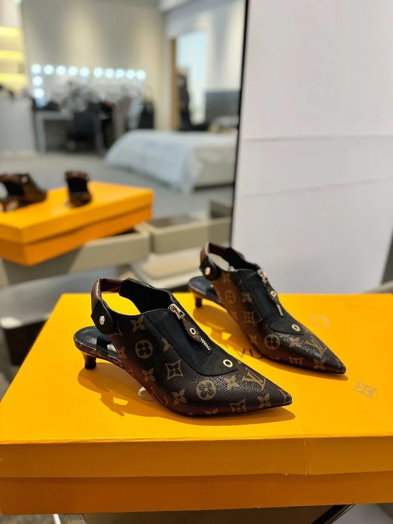 Louis Vuitton Sandals ModernLook 31890
