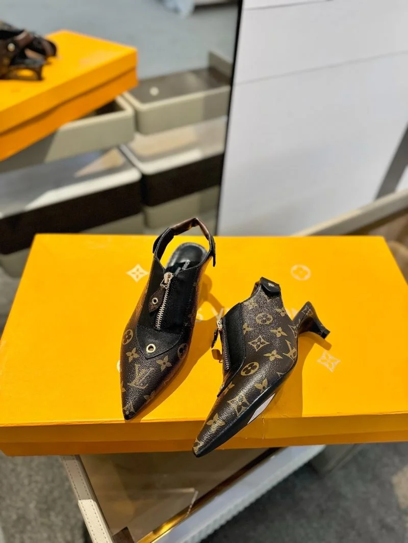 Louis Vuitton Sandals ModernLook 31890
