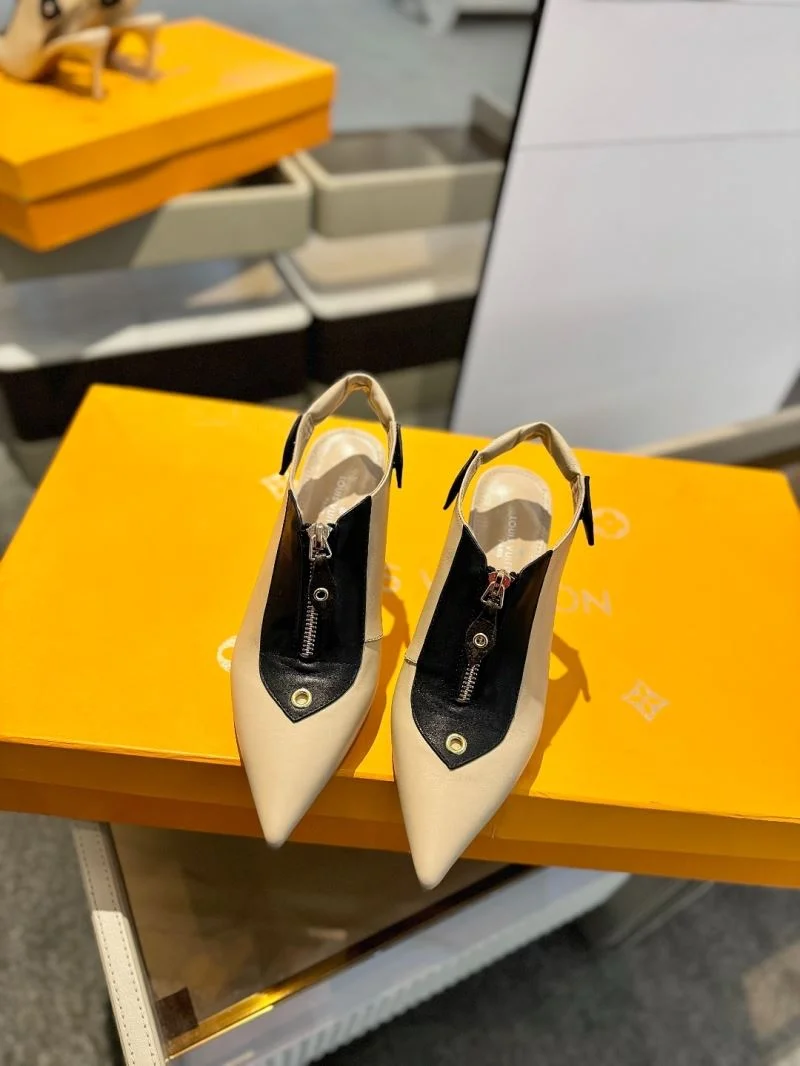 Louis Vuitton Sandals Functional 31885