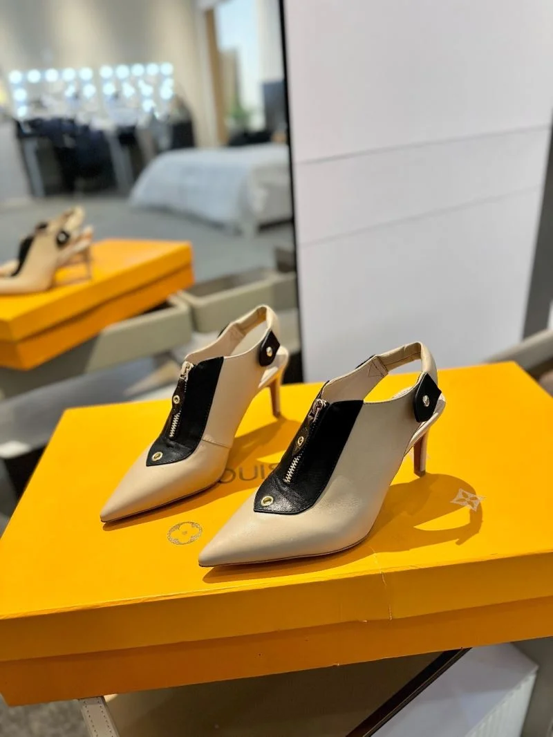 Louis Vuitton Sandals Functional 31885