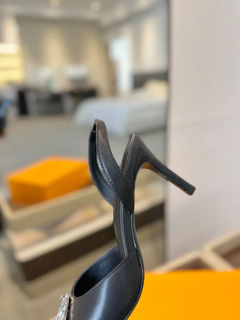 Bold Louis Vuitton Sandals 31873