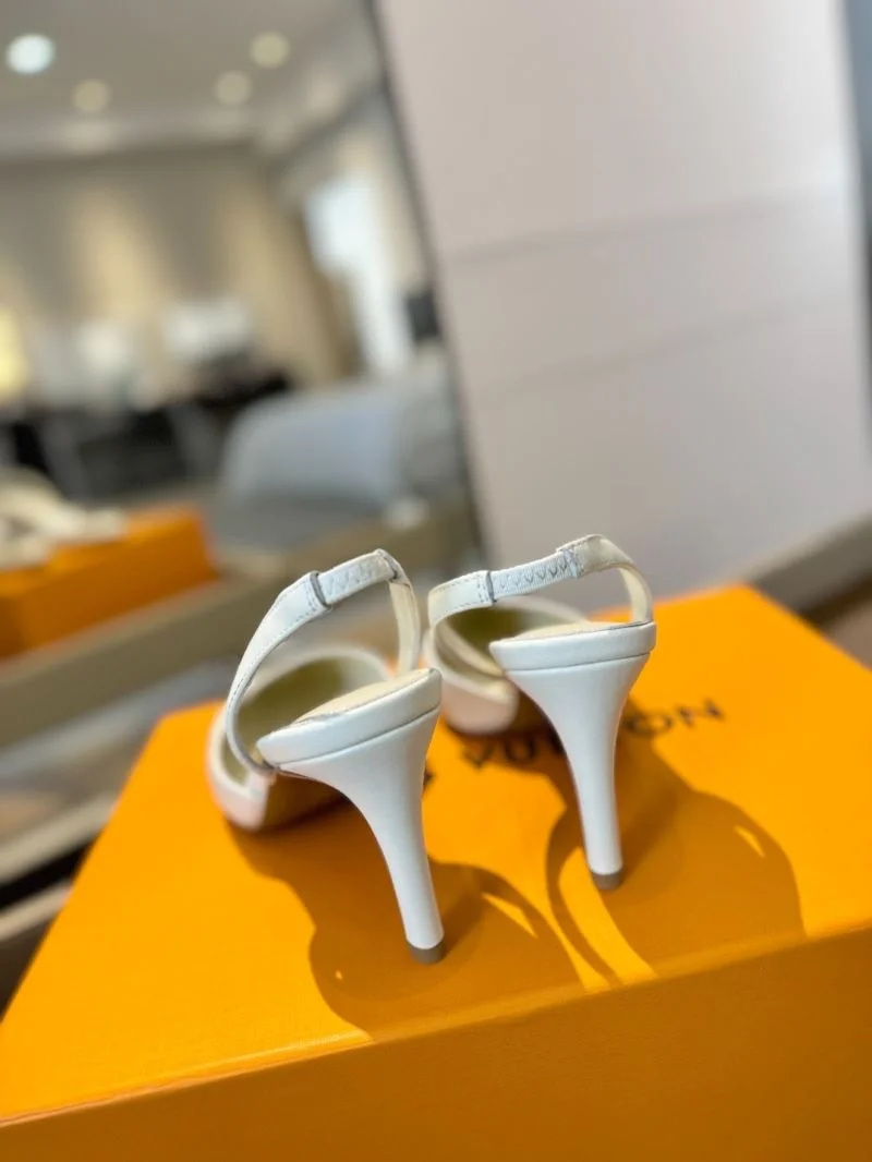 Louis Vuitton Sandals OnTrend 31865