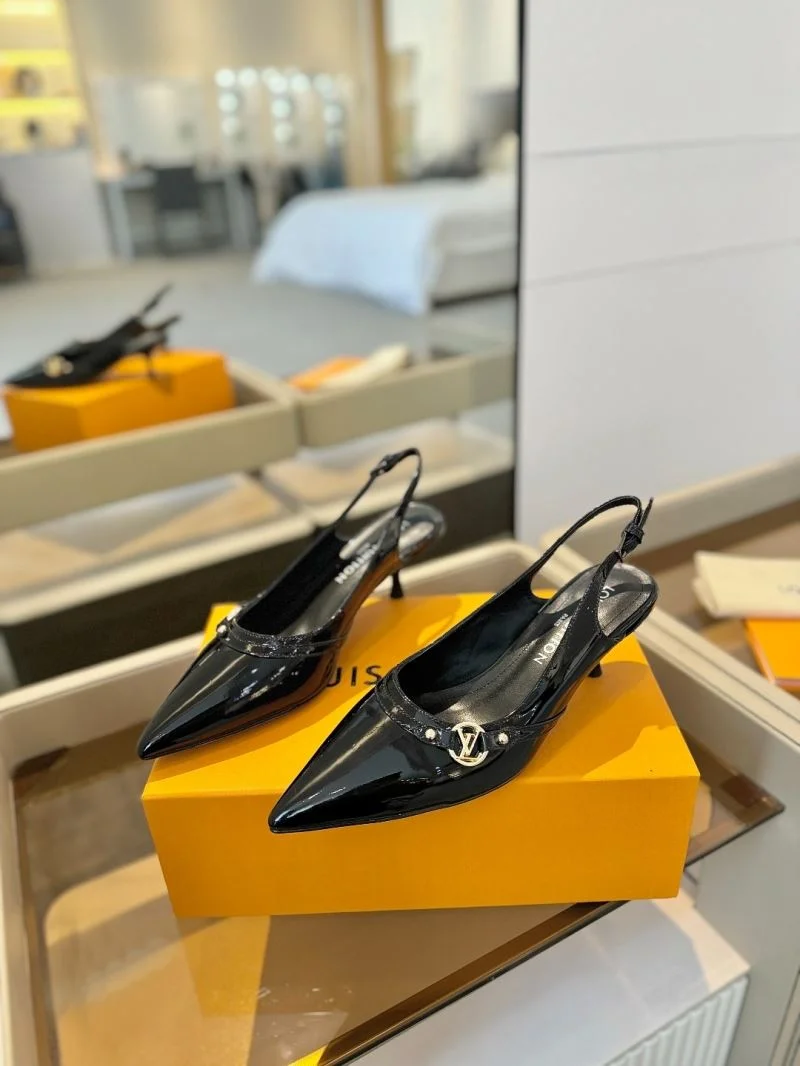 Effortless Louis Vuitton Sandals 31871