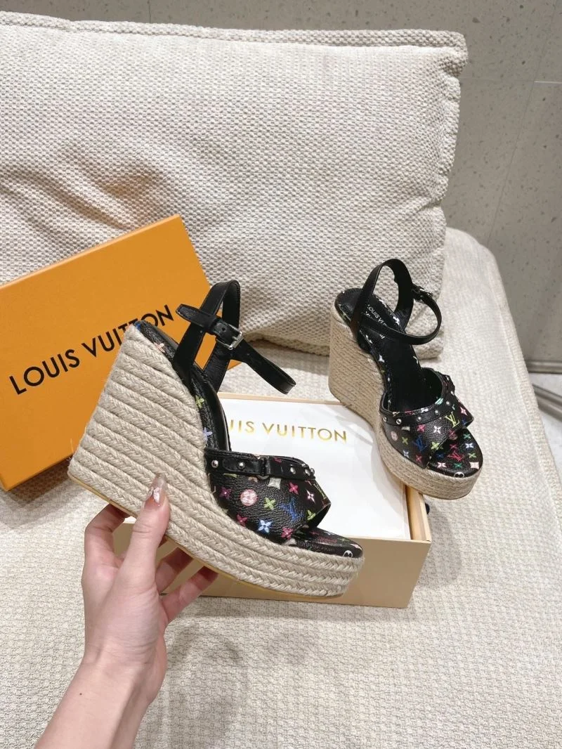 Affordable Louis Vuitton Sandals 33315