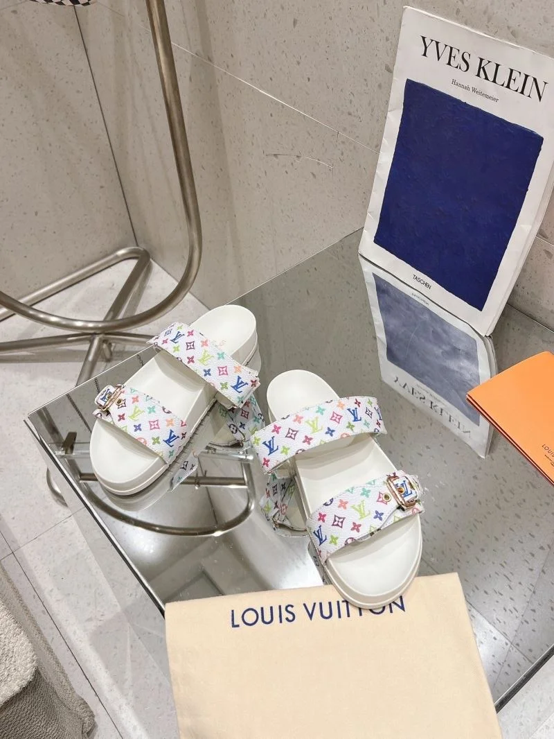 Sporty Louis Vuitton Sandals 33303