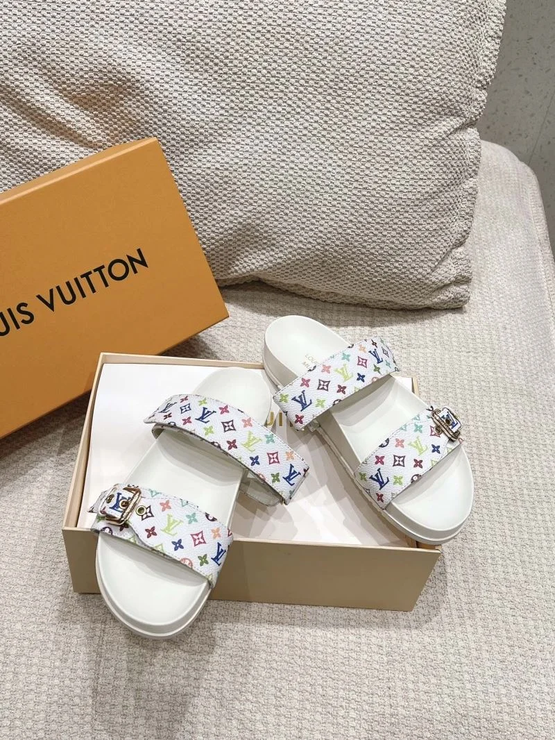 Sporty Louis Vuitton Sandals 33303