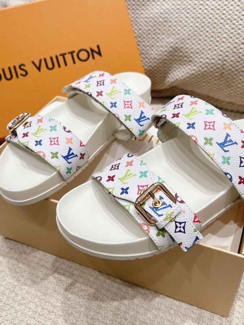 Sporty Louis Vuitton Sandals 33303