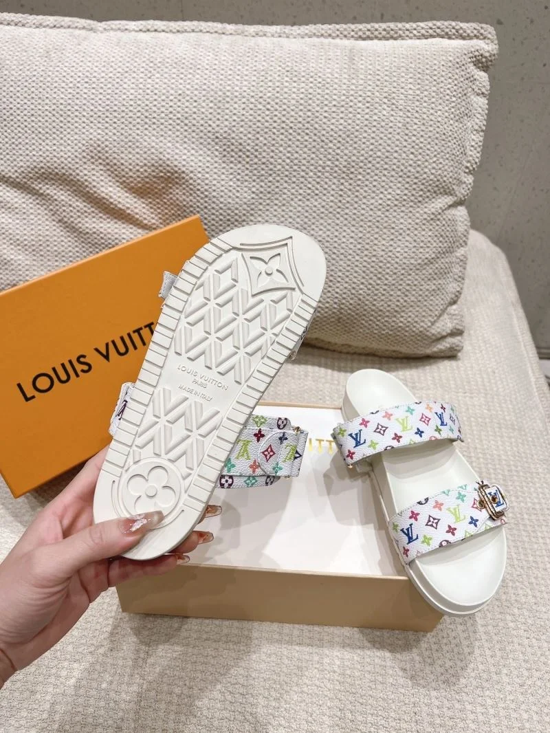 Sporty Louis Vuitton Sandals 33303
