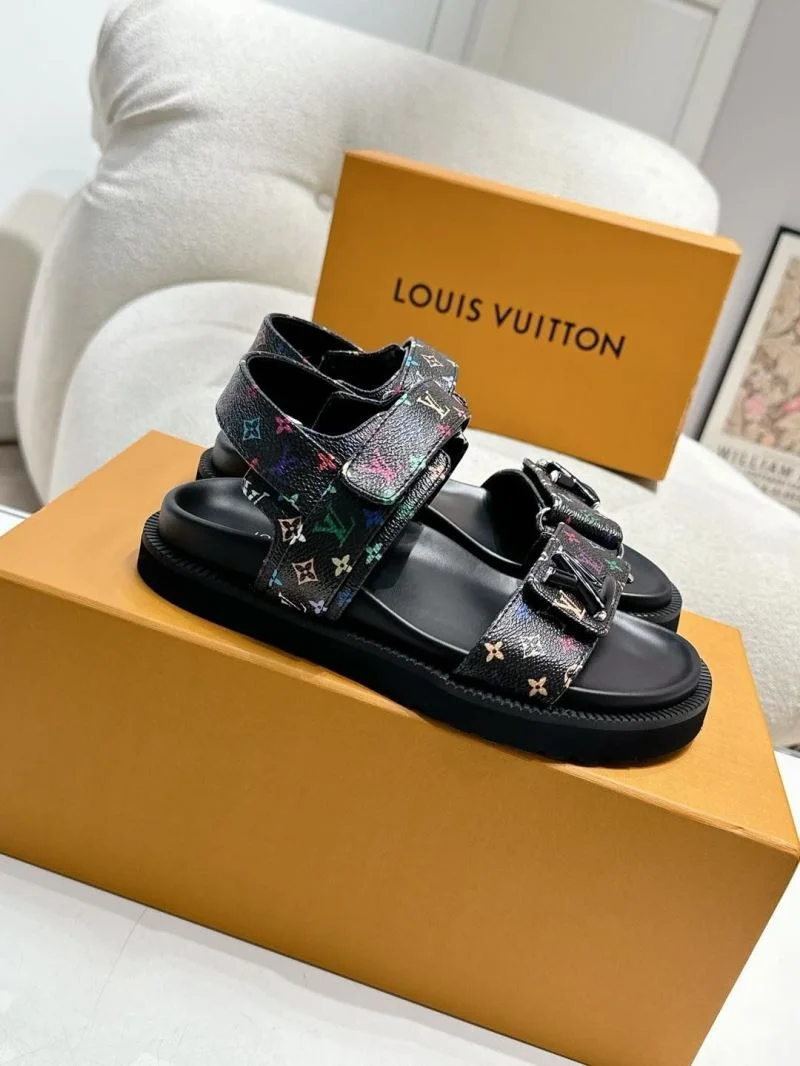 Flexible Louis Vuitton Sandals 33289