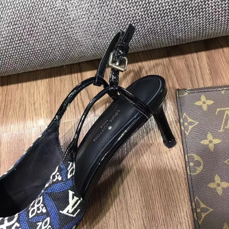 Fashionable Louis Vuitton Sandals 31162