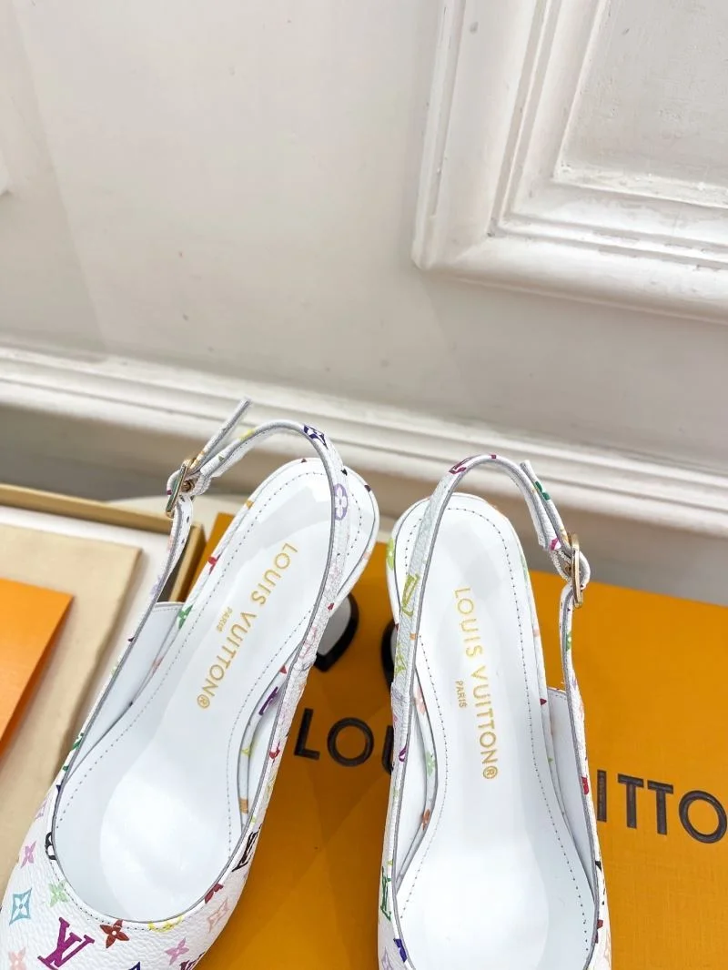 Refined Louis Vuitton Sandals 31155