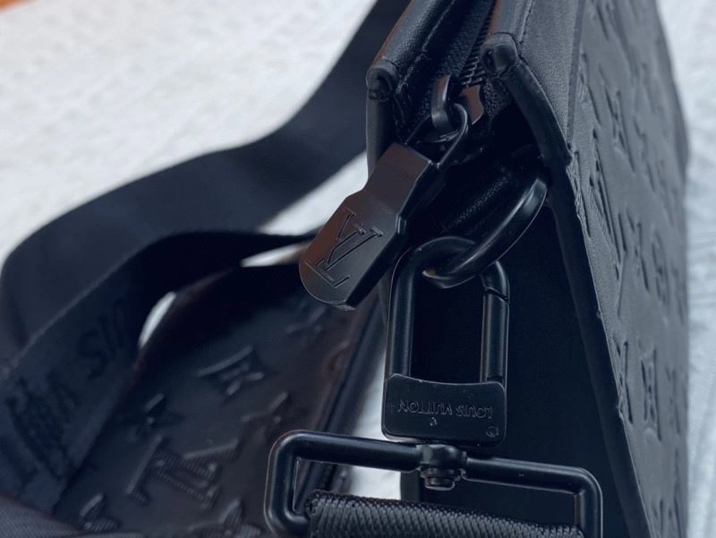 Sustainable Louis Vuitton Satchel Bags 80435