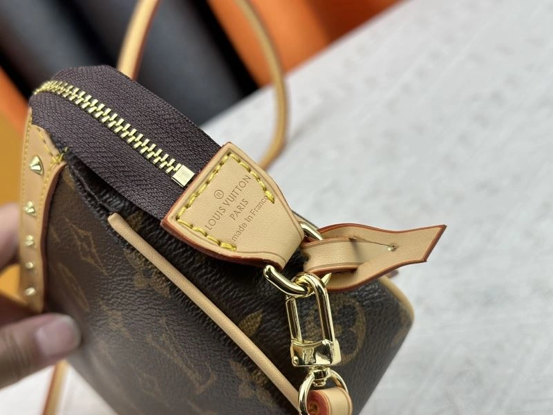 Lightweight Louis Vuitton Satchel Bags 80414
