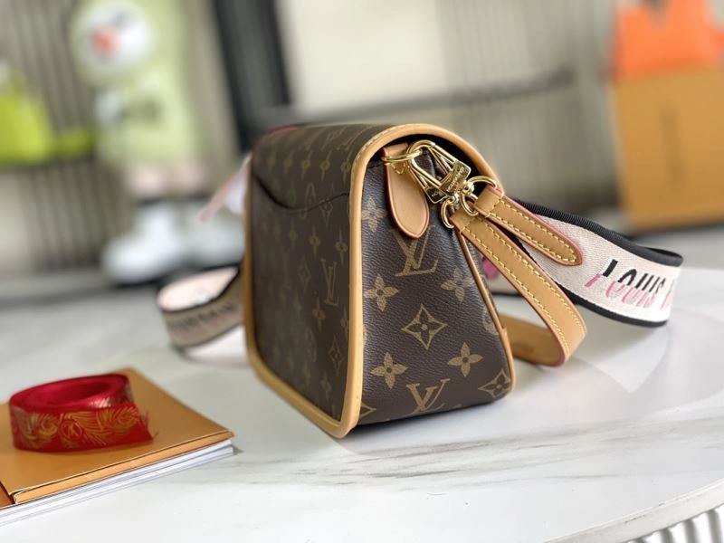 Louis Vuitton Satchel Bags Resilient 94356