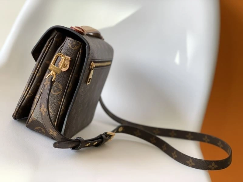 DailyWear Louis Vuitton Satchel Bags 94307