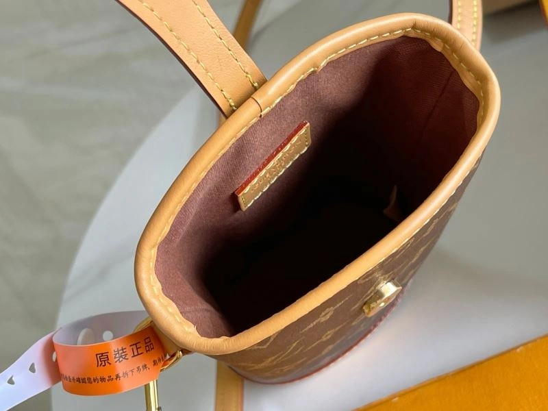 Louis Vuitton Satchel Bags Snug 94039