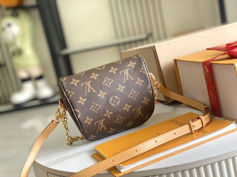 Louis Vuitton Satchel Bags Cozy 94033