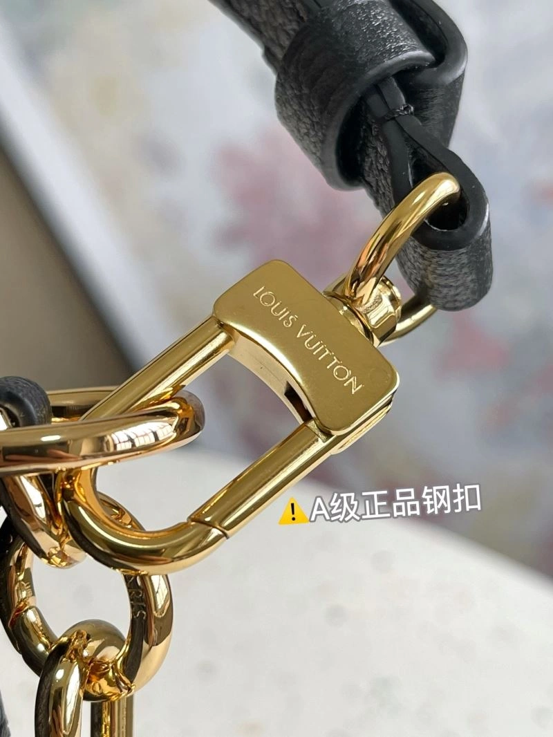 Louis Vuitton Satchel Bags Functional 94032