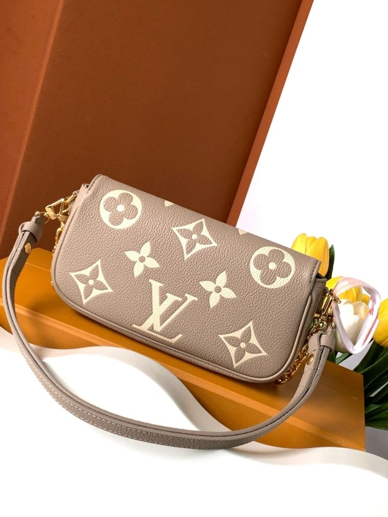 WaterResistant Louis Vuitton Satchel Bags 93765