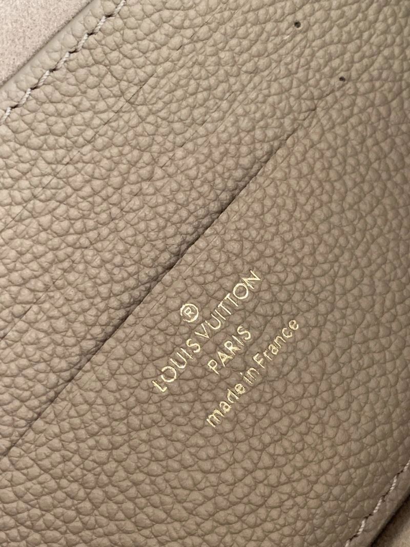 WaterResistant Louis Vuitton Satchel Bags 93765