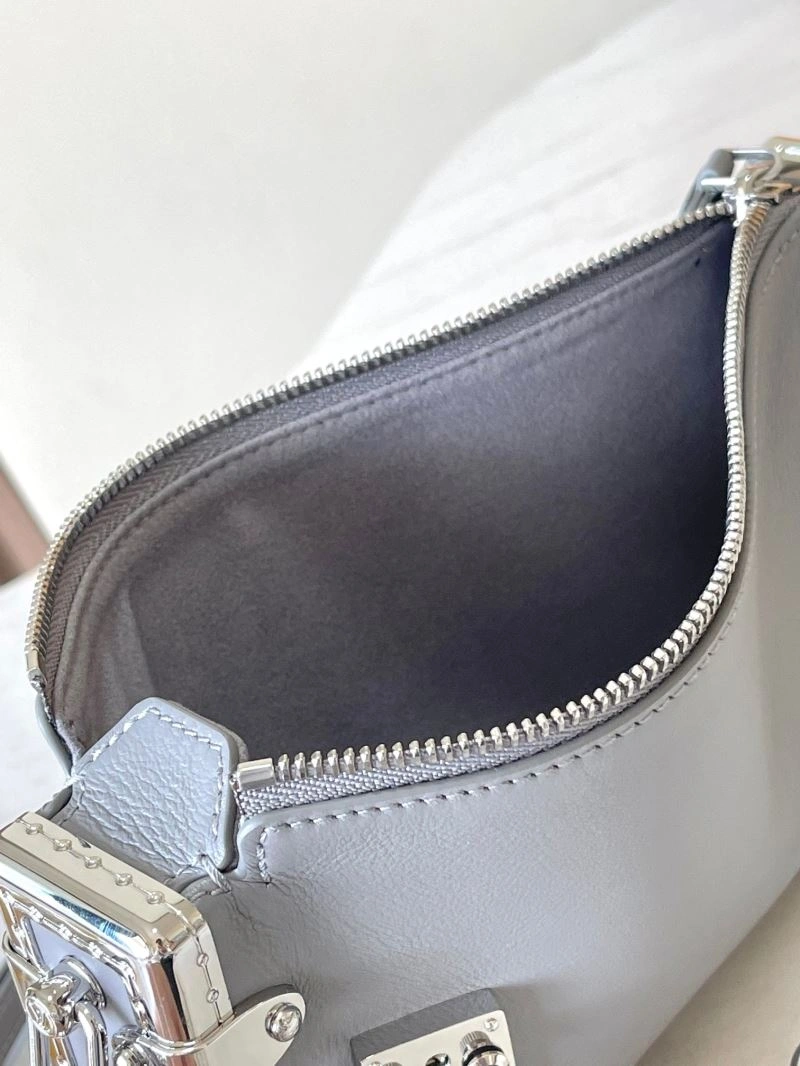 FashionForward Louis Vuitton Satchel Bags 93574
