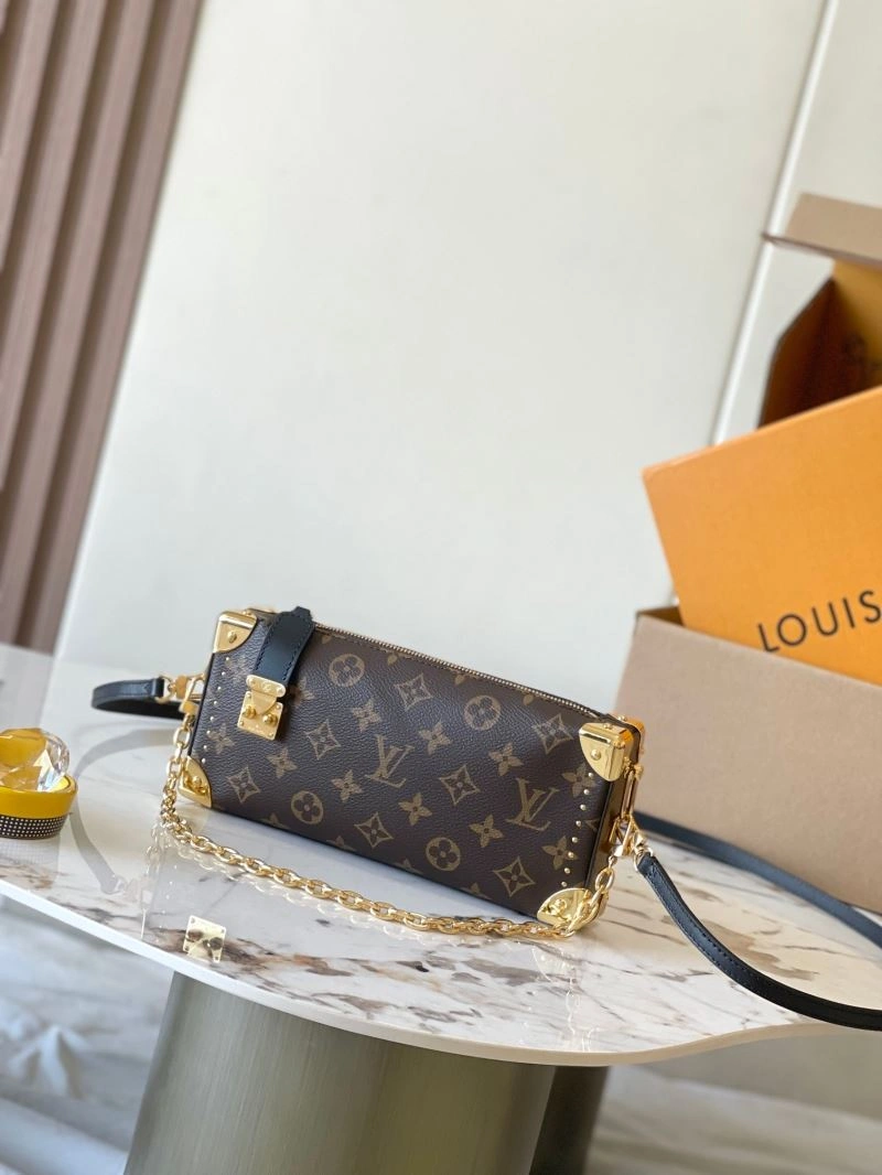 Unisex Louis Vuitton Satchel Bags 93630