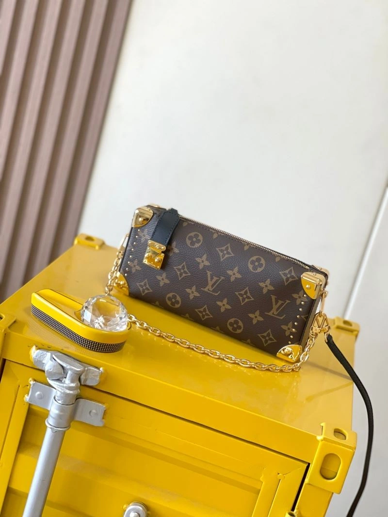 Unisex Louis Vuitton Satchel Bags 93630