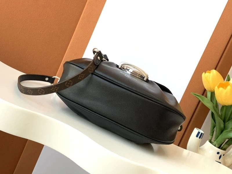 Louis Vuitton Satchel Bags Sporty 93567