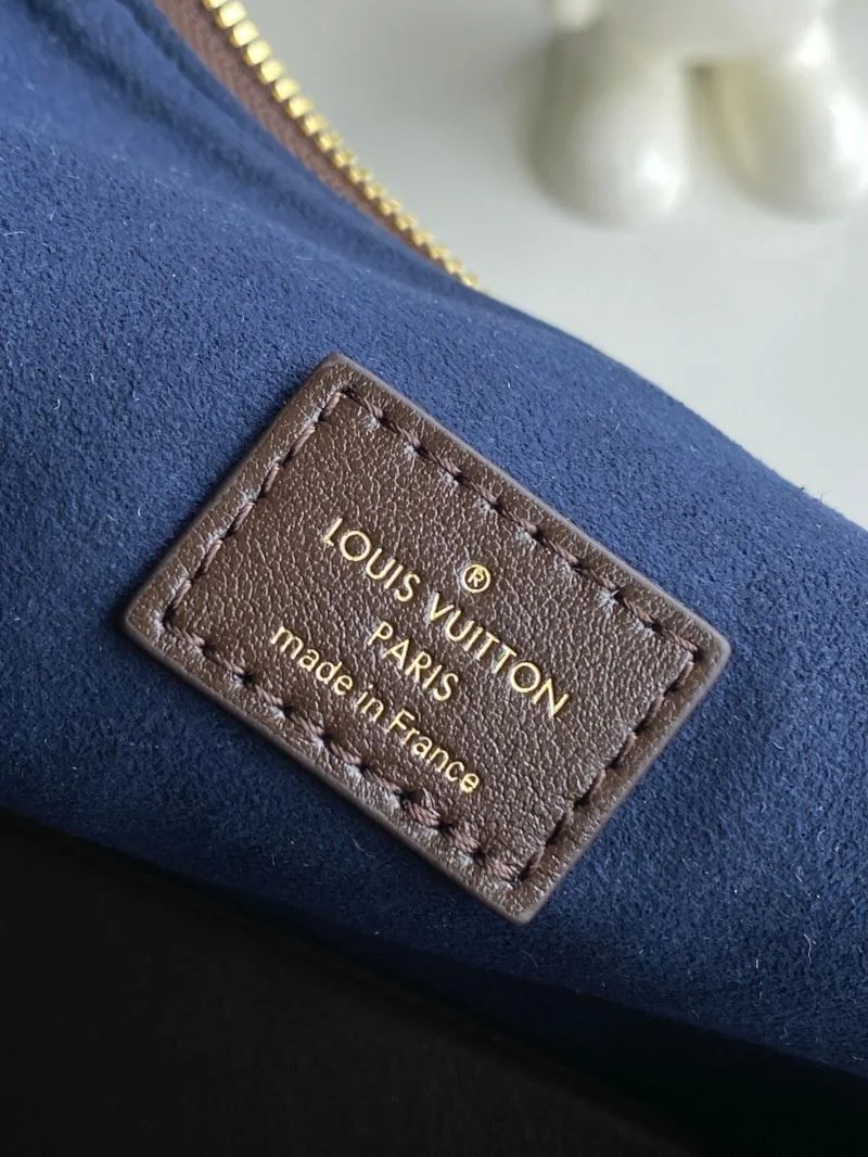 Stretchable Louis Vuitton Satchel Bags 43308
