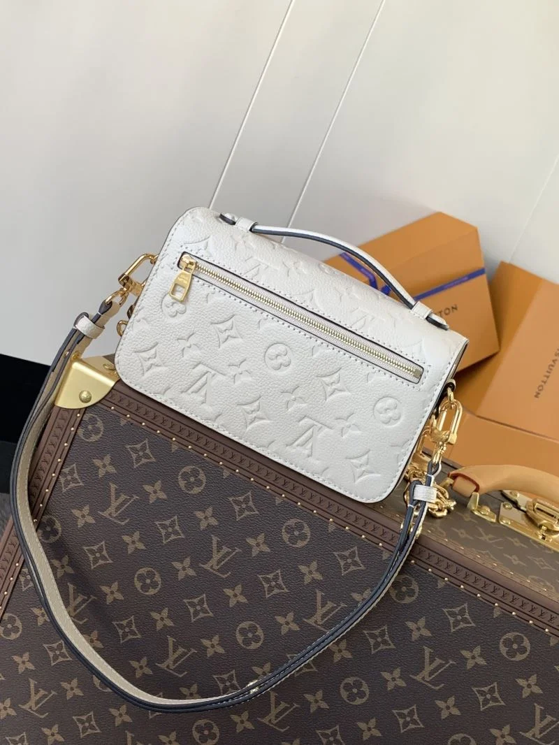 StreetReady Louis Vuitton Satchel Bags 43301
