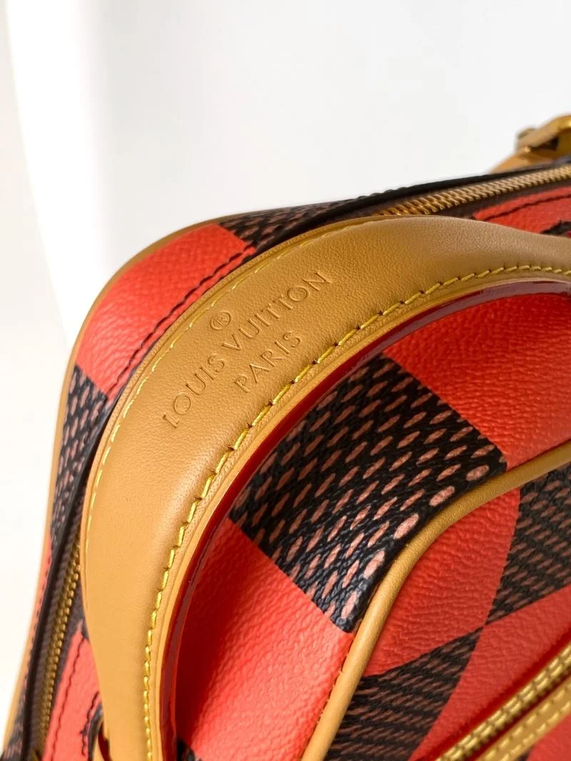 Louis Vuitton Satchel Bags Chic 42843