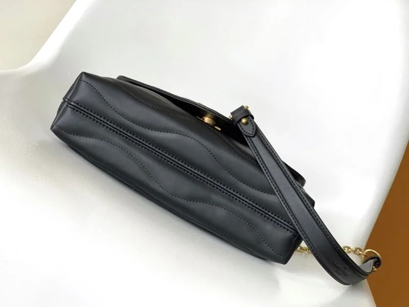 Stretchable Louis Vuitton Satchel Bags 42815