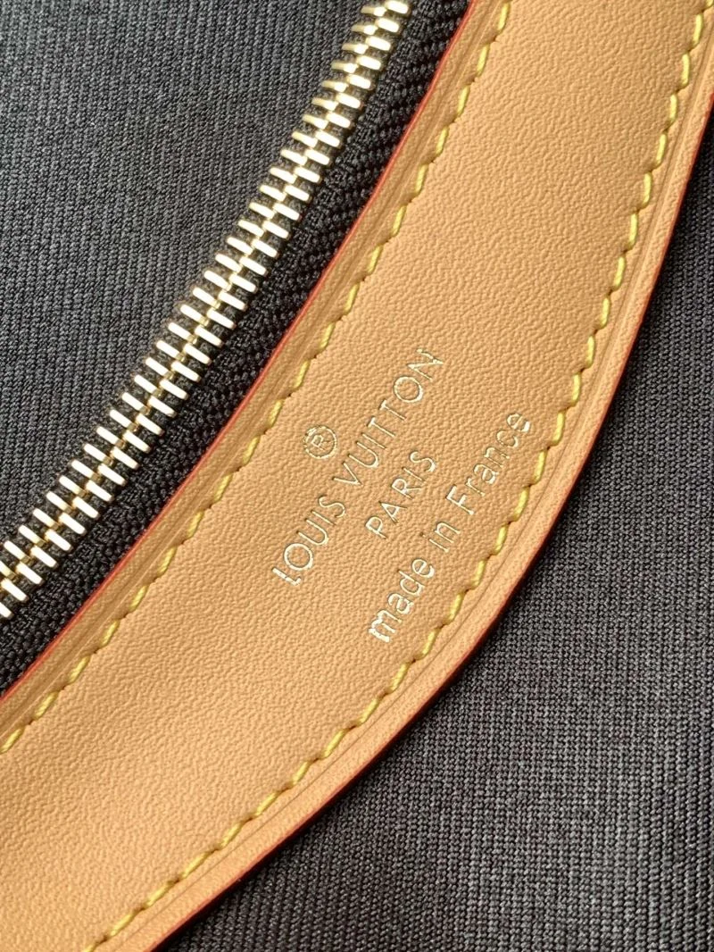 Minimalist Louis Vuitton Satchel Bags 42759