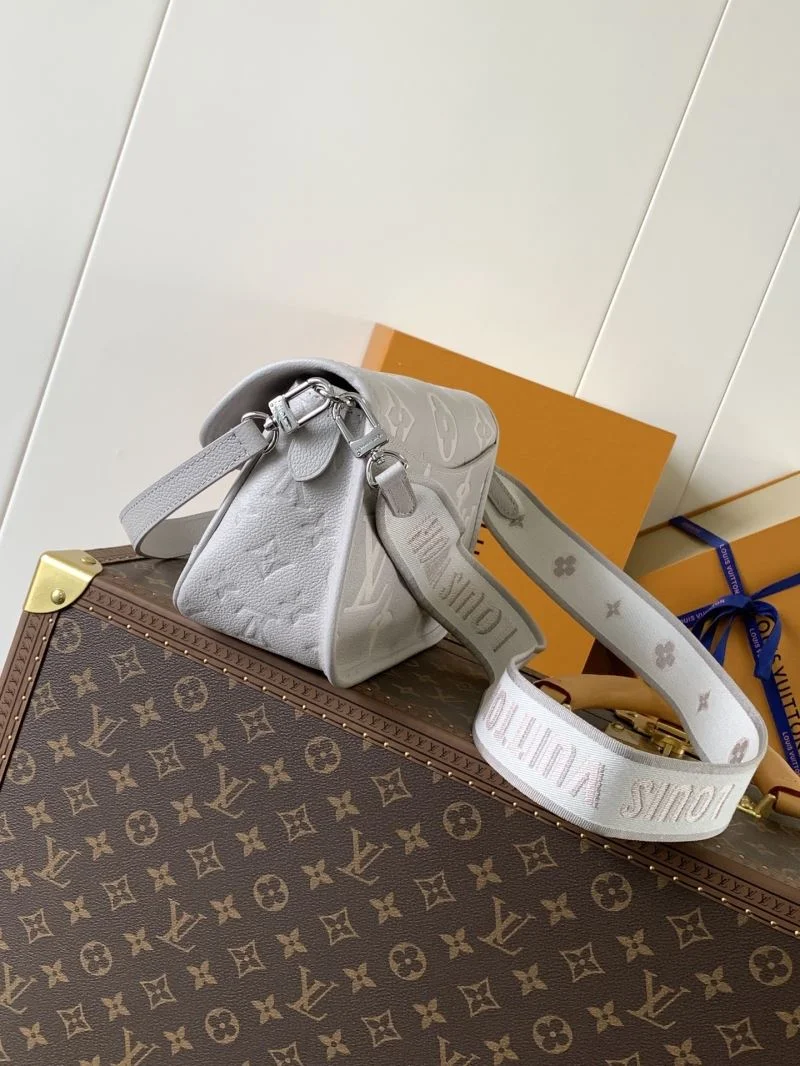 SmoothTexture Louis Vuitton Satchel Bags 42753