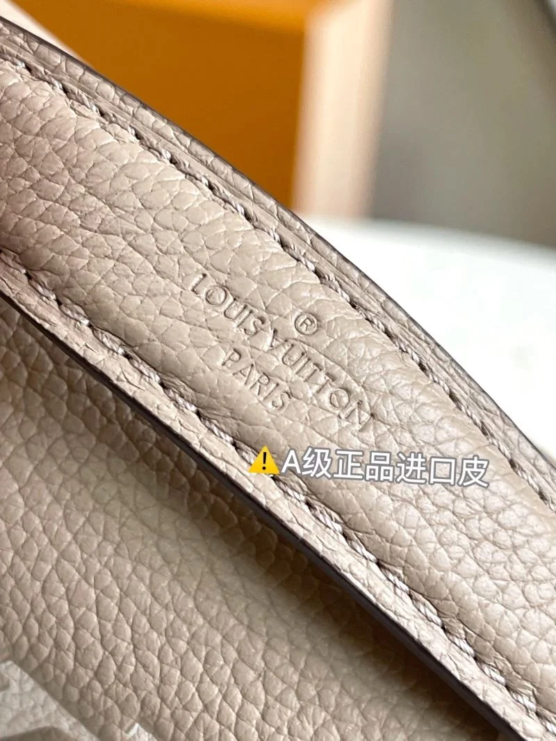 Breathable Louis Vuitton Satchel Bags 42746