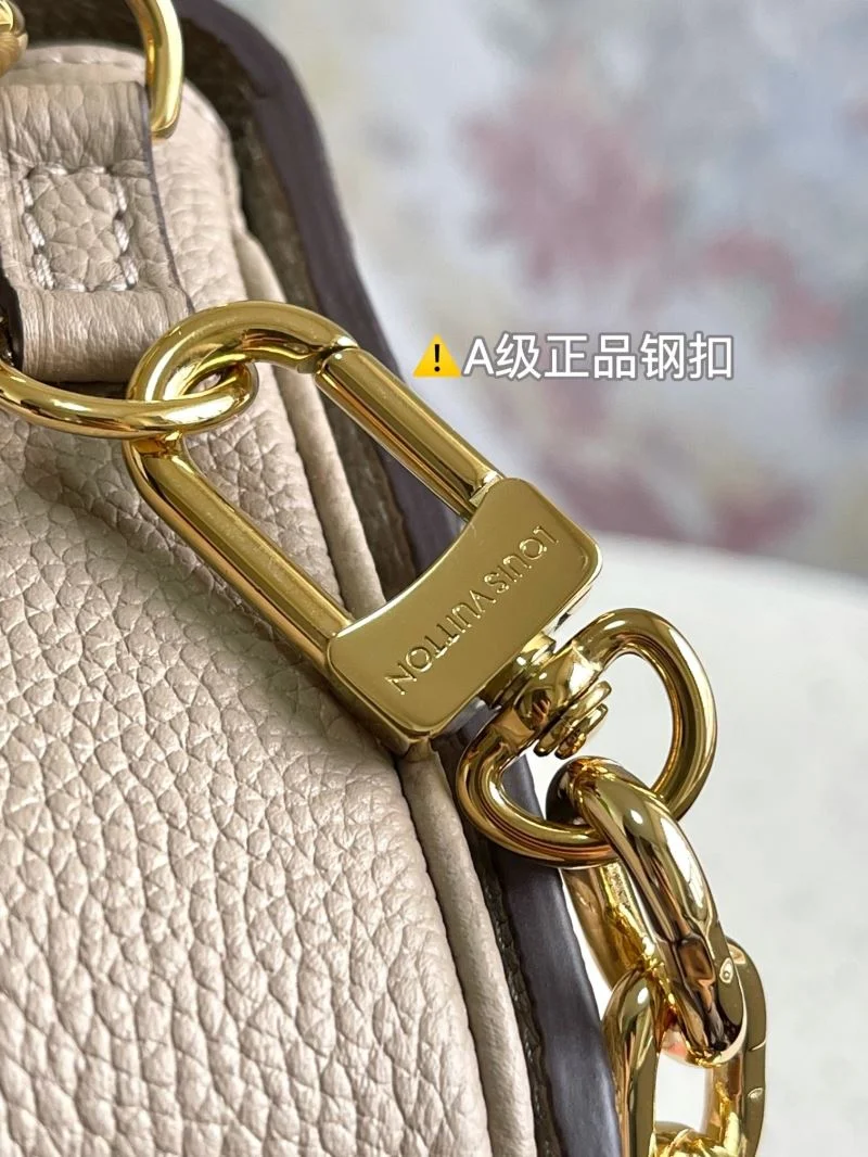 Breathable Louis Vuitton Satchel Bags 42746