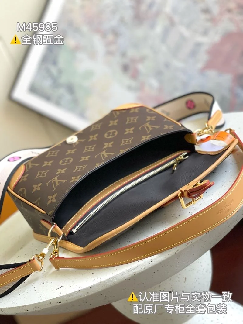 RelaxedFit Louis Vuitton Satchel Bags 42743