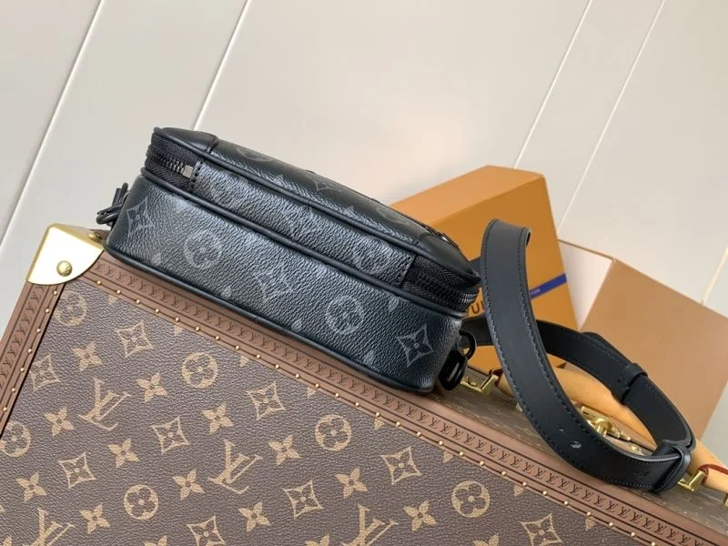 StreetReady Louis Vuitton Satchel Bags 42722