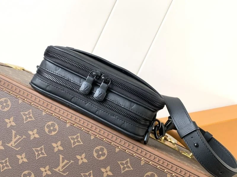 Seasonal Louis Vuitton Satchel Bags 42723